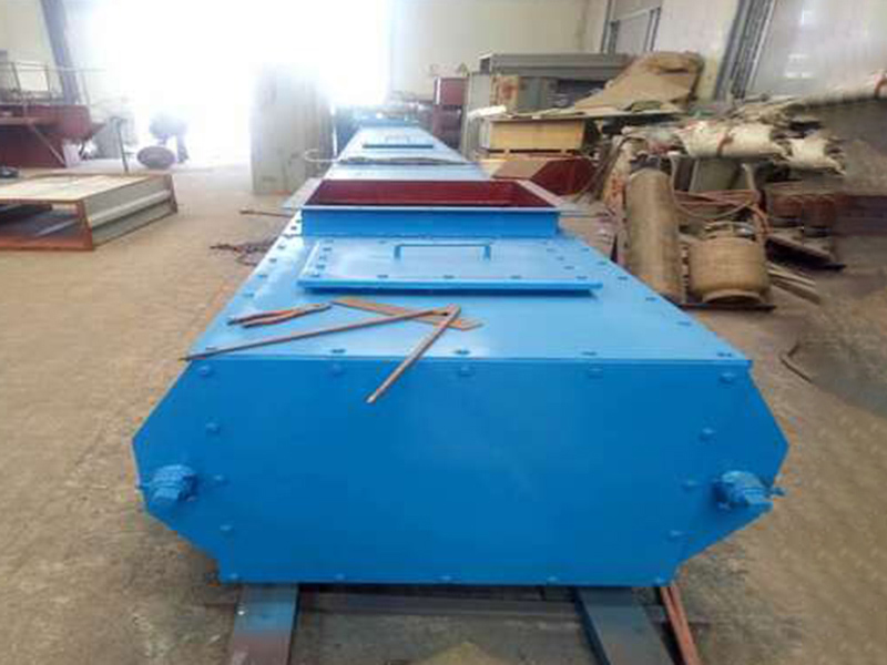 刮板輸送機(jī)